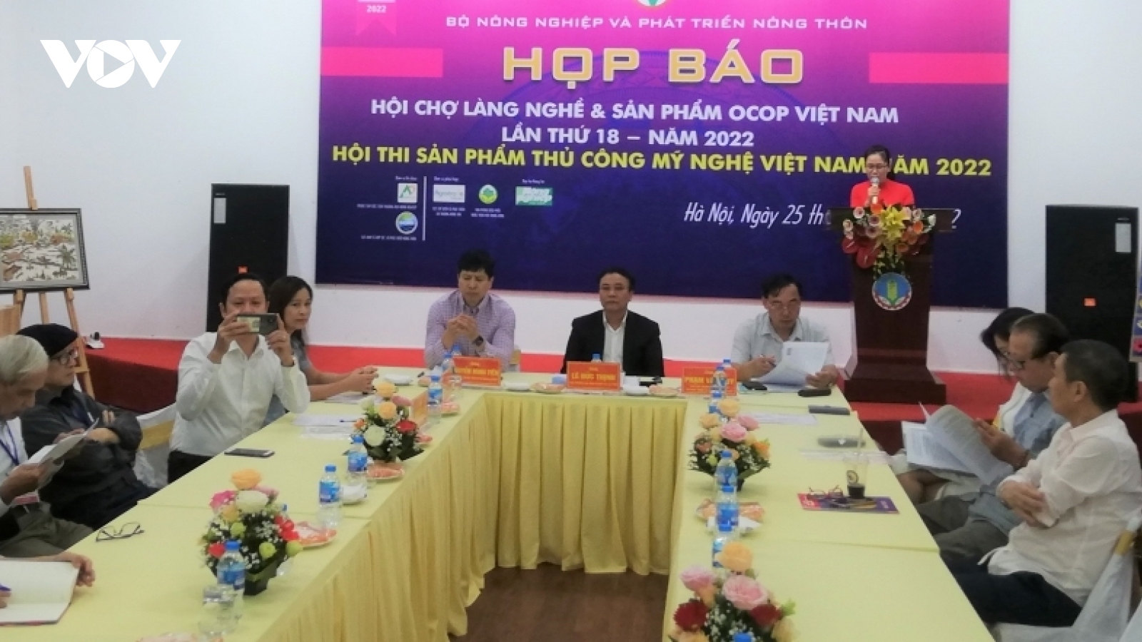 Quảng bá các làng nghề và sản phẩm OCOP Việt Nam năm 2022